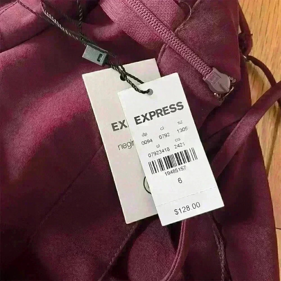 Express x Negin Mirsalehi Burgundy Jumpsuit Size 6 Wide Leg Crew Neck Women's - Picture 6 of 8